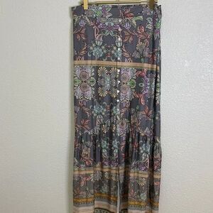 Chic Floral Patterned Maxi Skirt in Gray